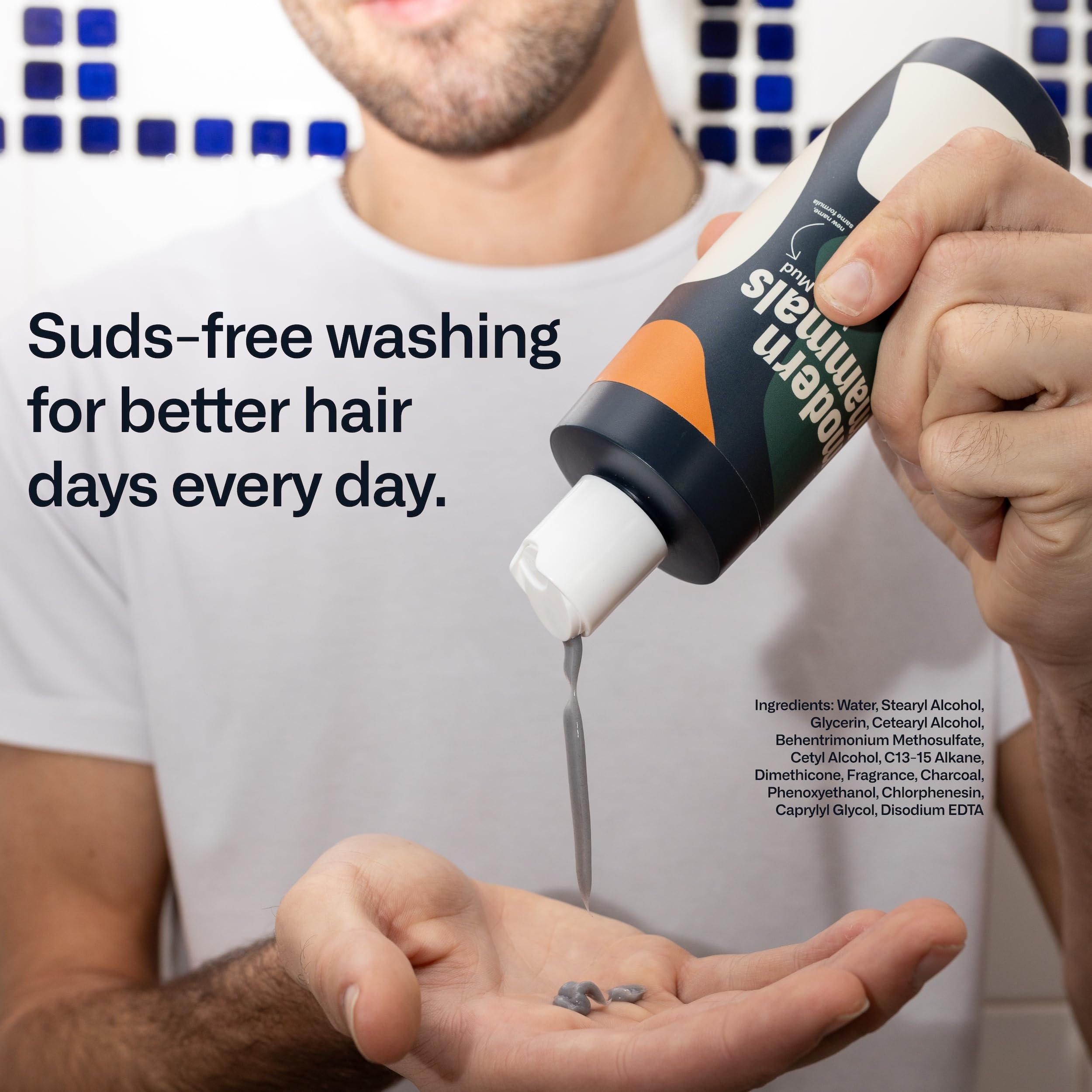 Modern Mammals no-poo-suds-free-application demonstrates gentle cleansing with low fragrance