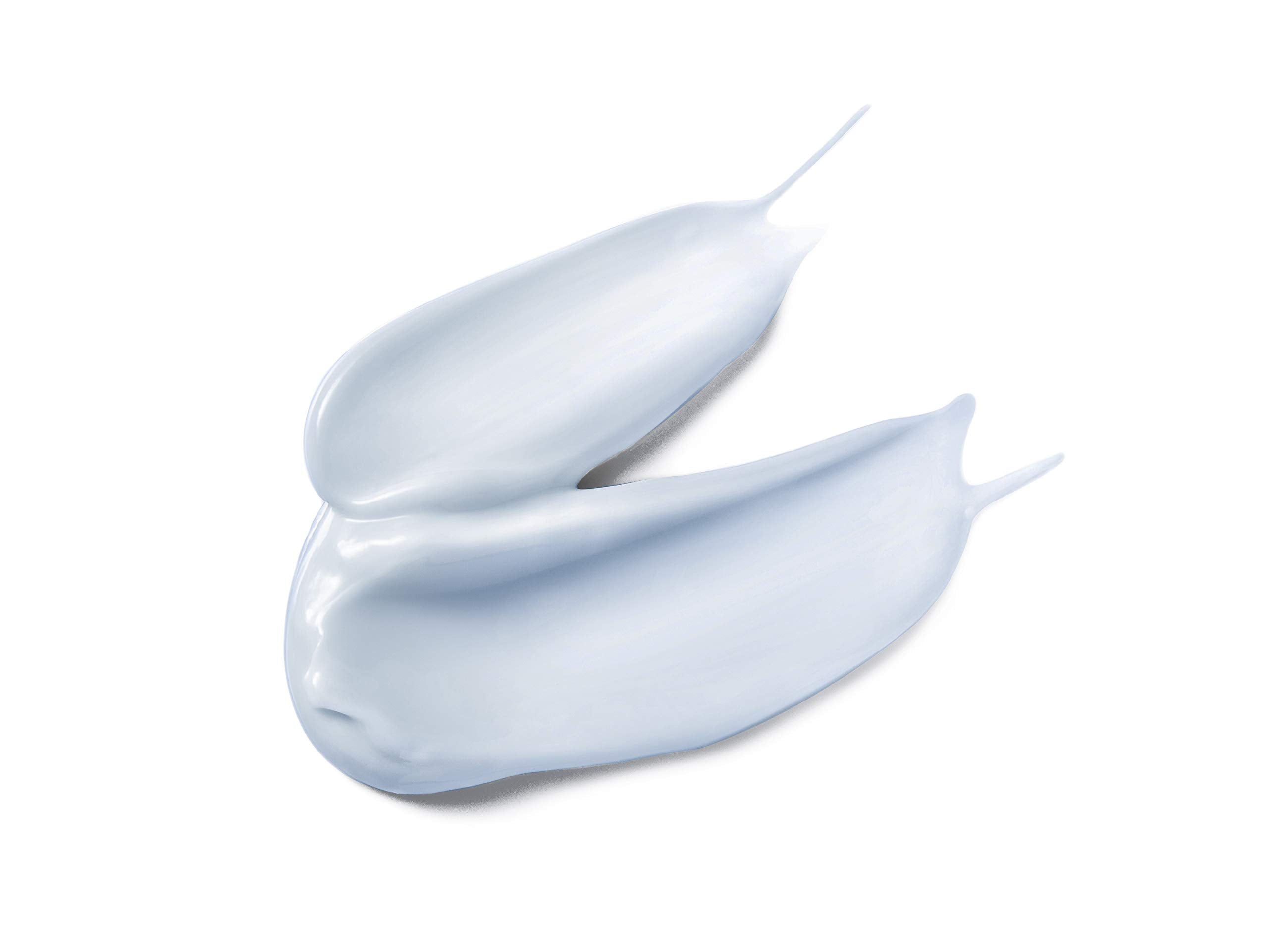 Mom's Secret primer texture close-up shows silky, non-greasy finish