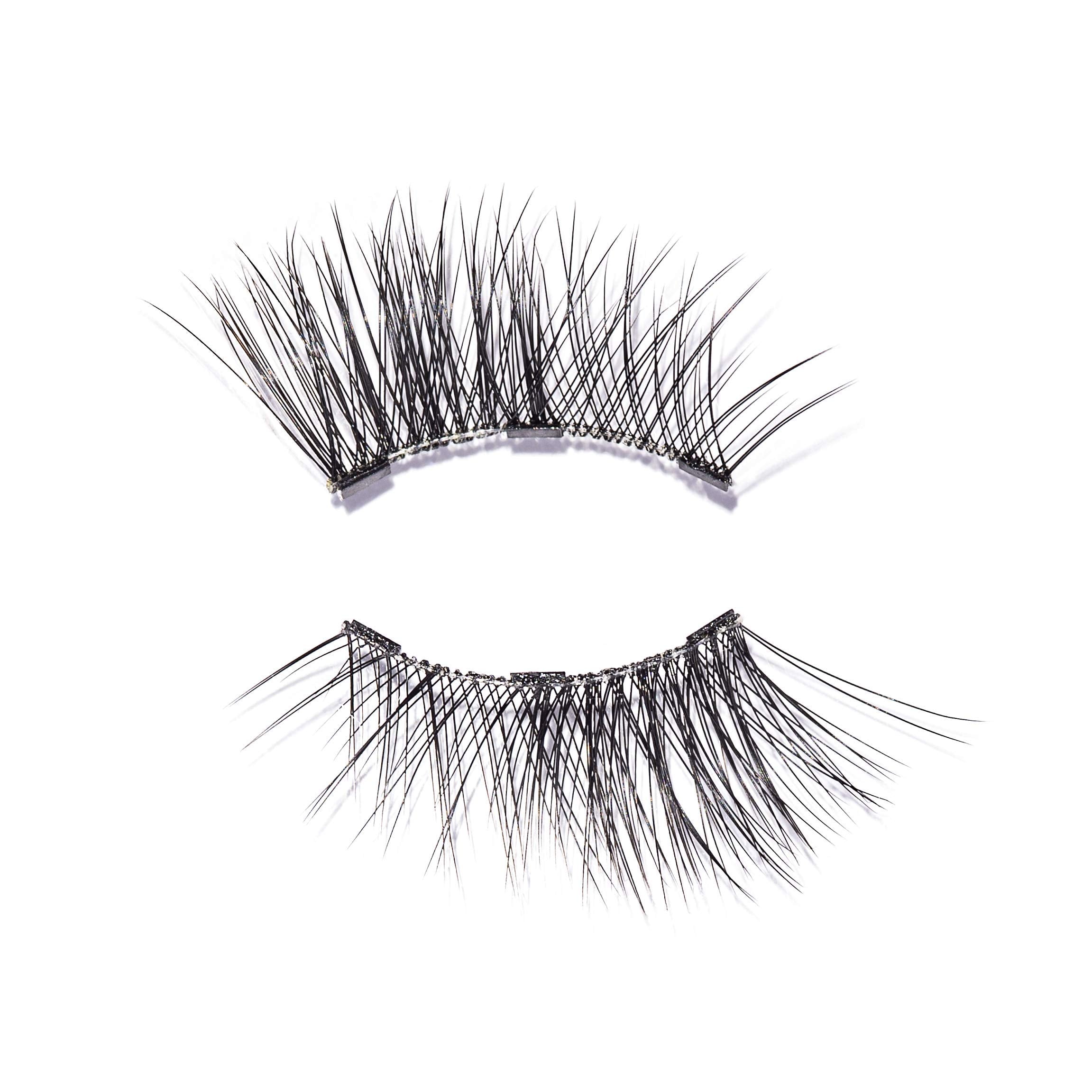 MoxieLash magnetic eyeliner application demonstrates quick, glue-free lash bonding.