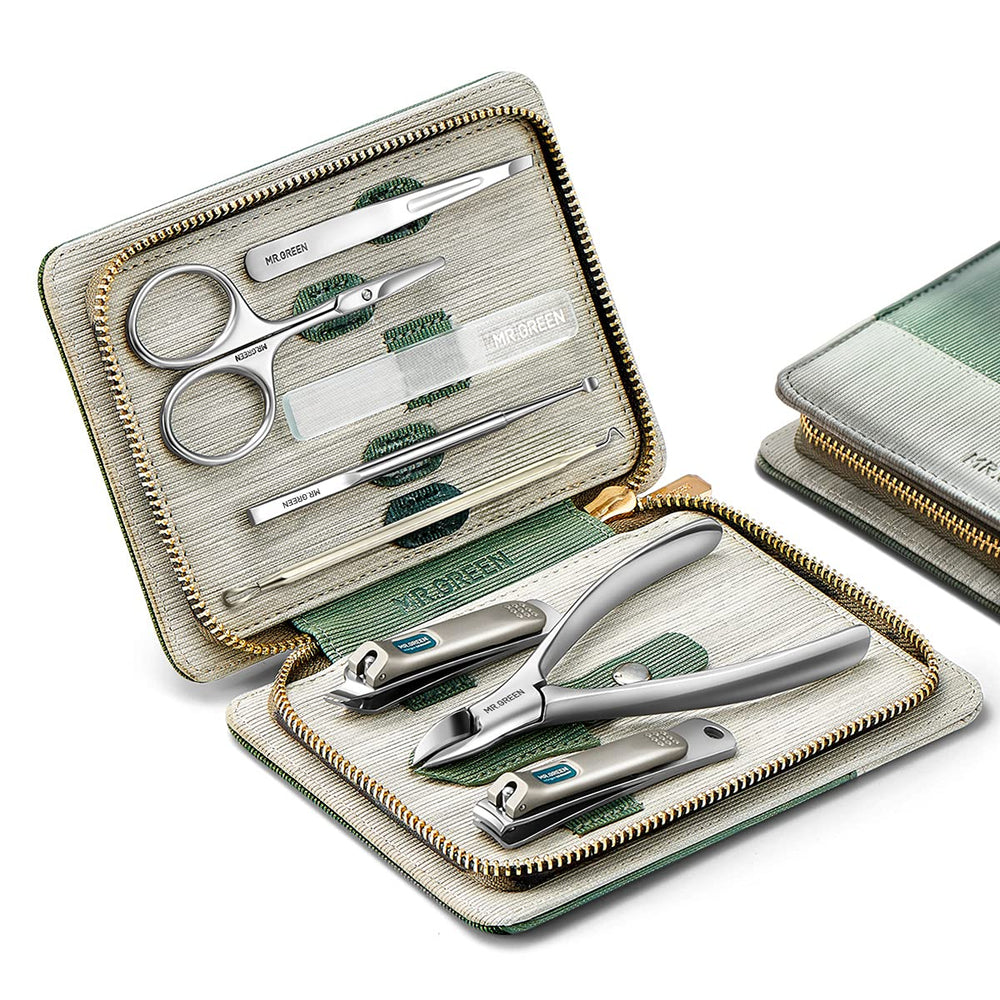MR.GREEN manicure set case exterior showcases premium PU leather storage for travel.
