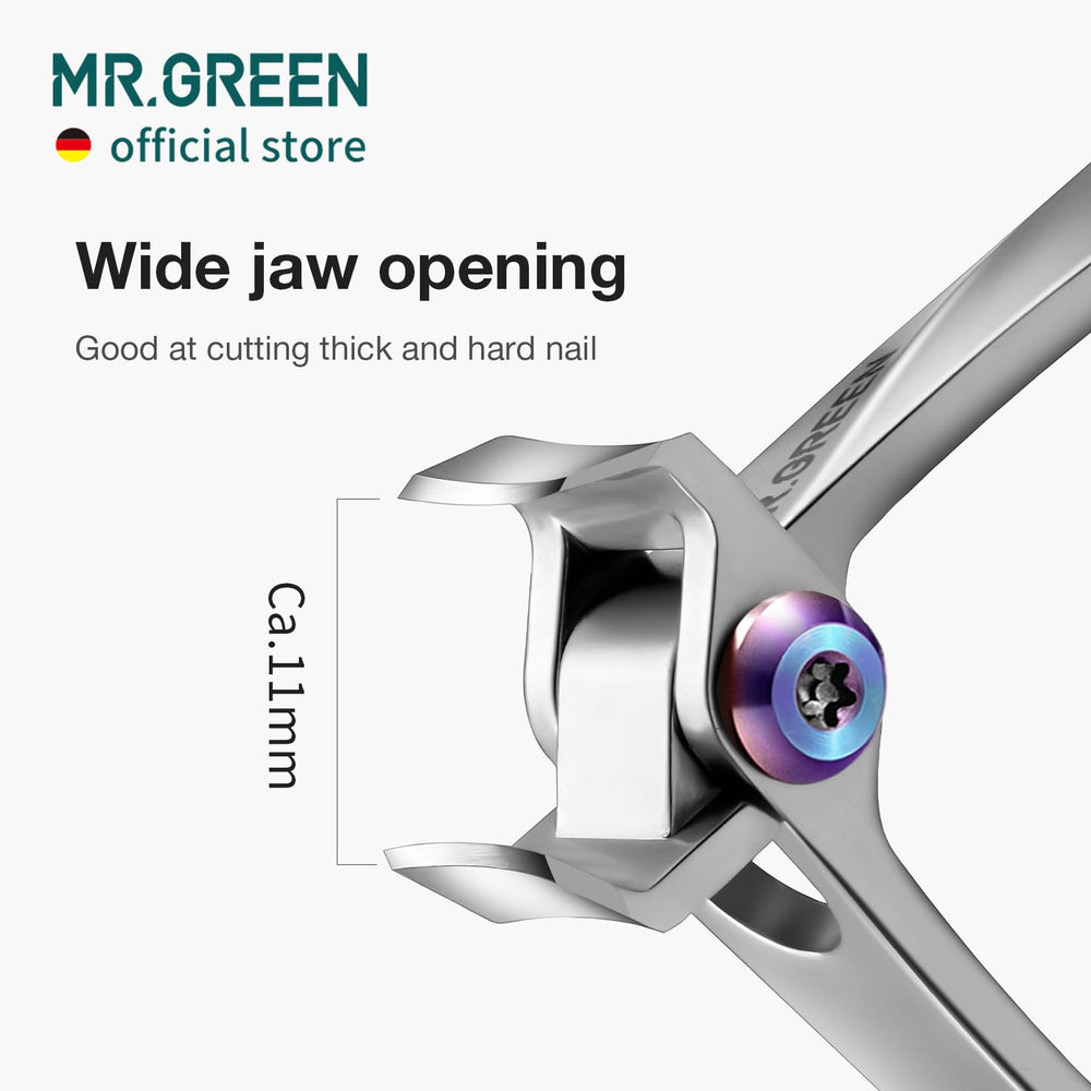 MR.GREEN nail clippers demonstrate copper wire cutting for strong performance.