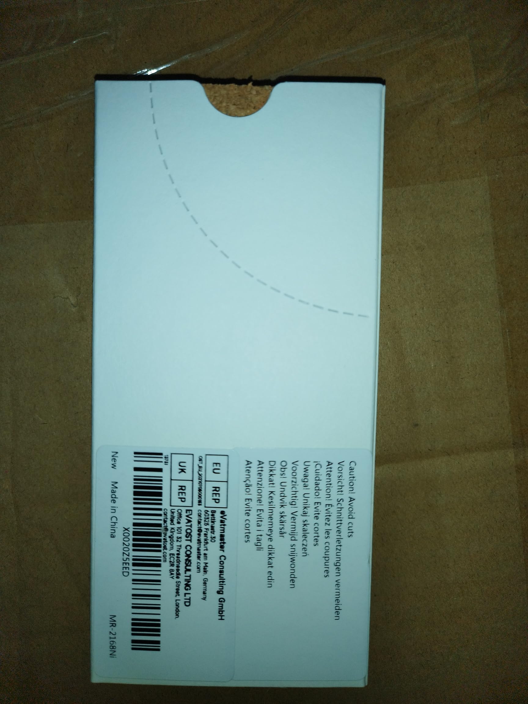 MR.GREEN tweezers for women and men shown shaping brows and facial hair.