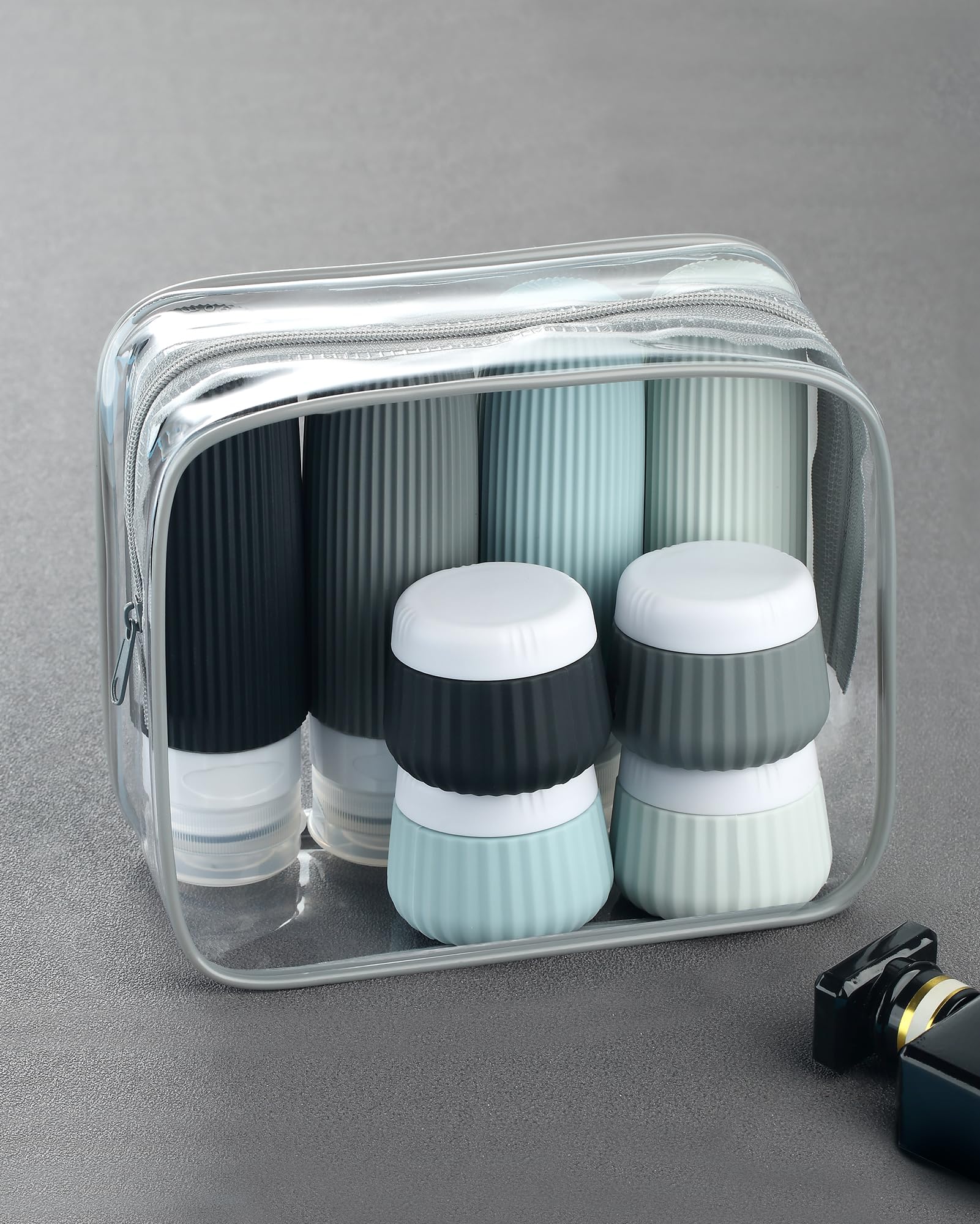 Mrsdry silicone squeeze bottles are lightweight and travel-friendly.