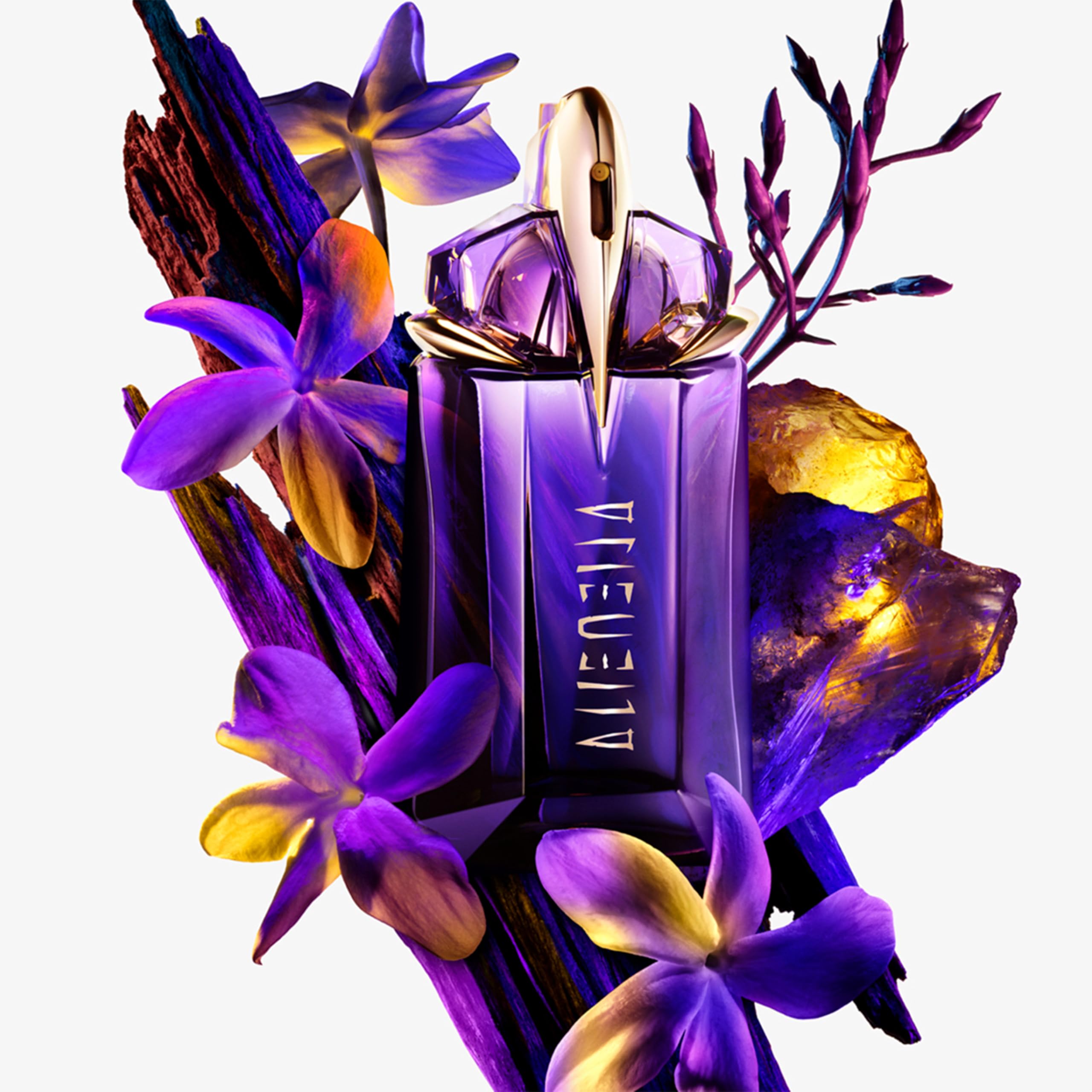 Mugler Alien amber-wood blend visual, suggesting warm depth for cooler days