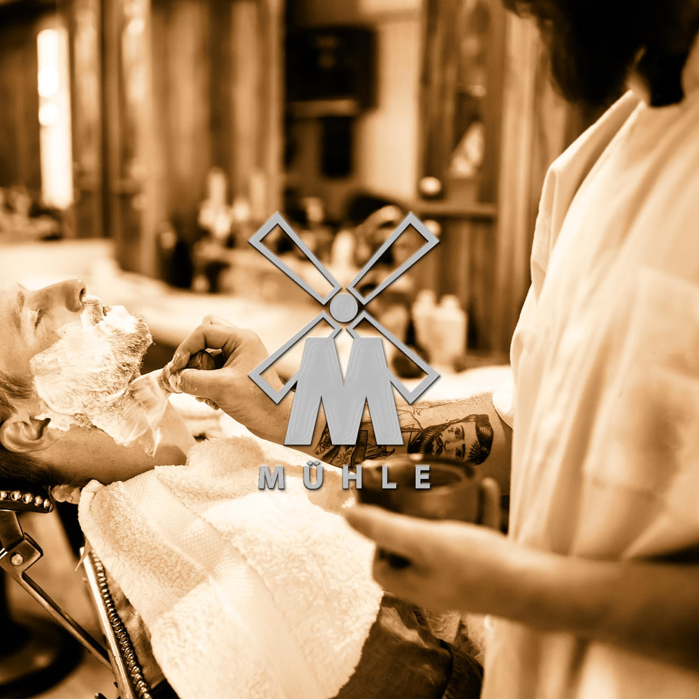 MÜHLE TRADITIONAL R89 64 g weight provides well-balanced, controlled shaving feel
