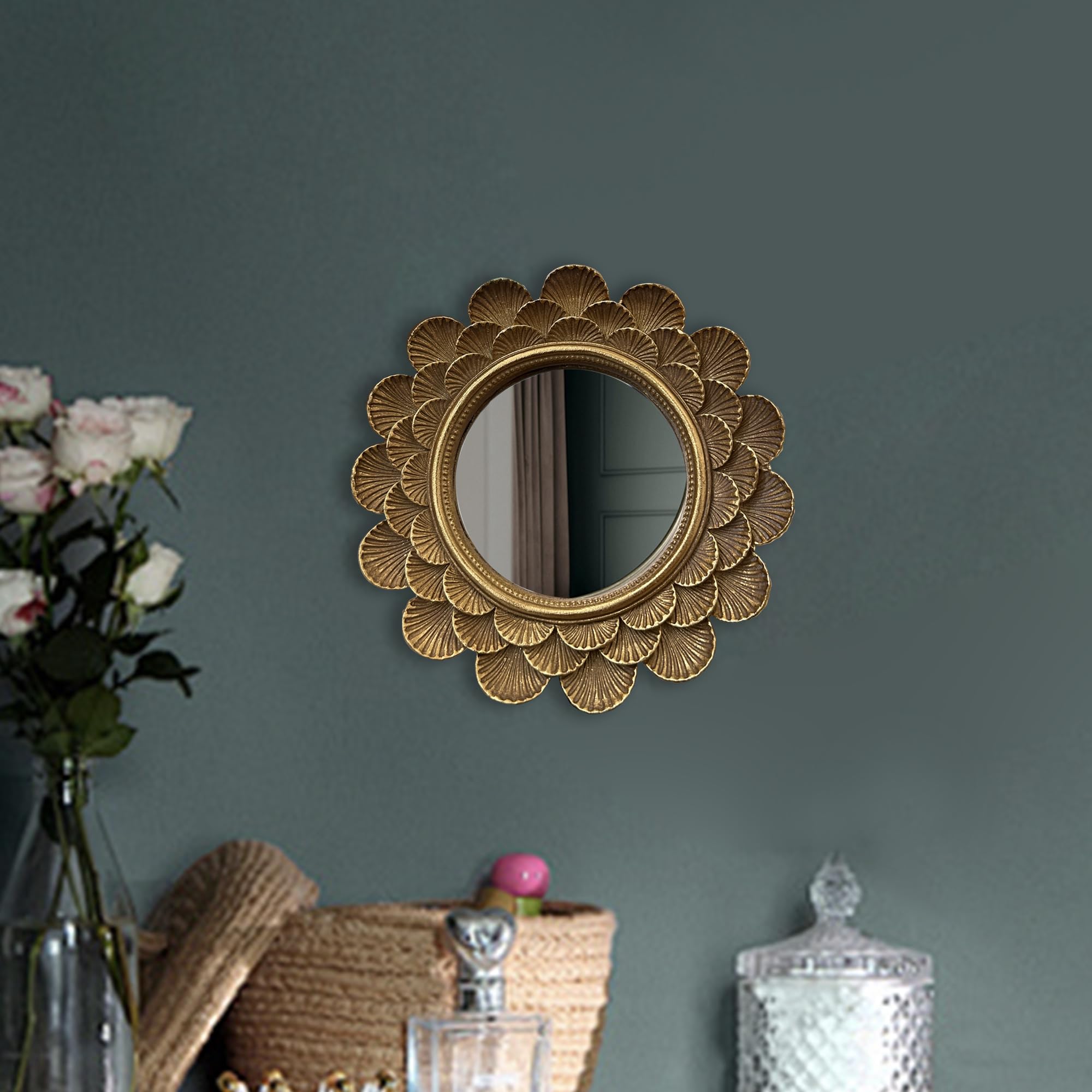 Musanpou vintage vanity mirror wall-mount compatibility and compact size for small spaces.