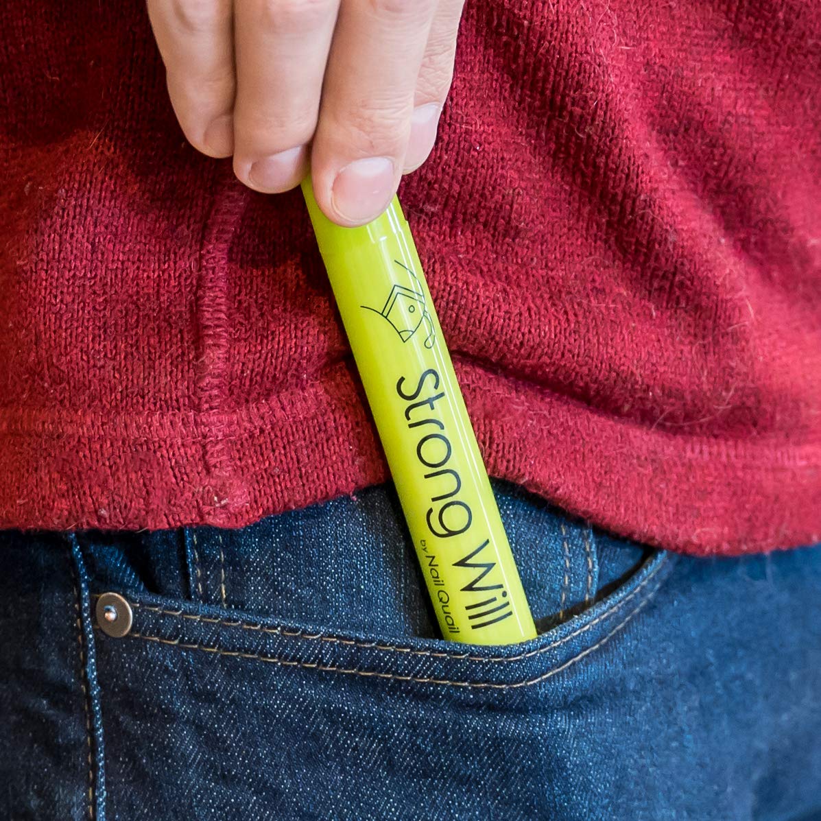 Nail Quail Strong Will on-the-go application demonstrates quick, one-handed use.
