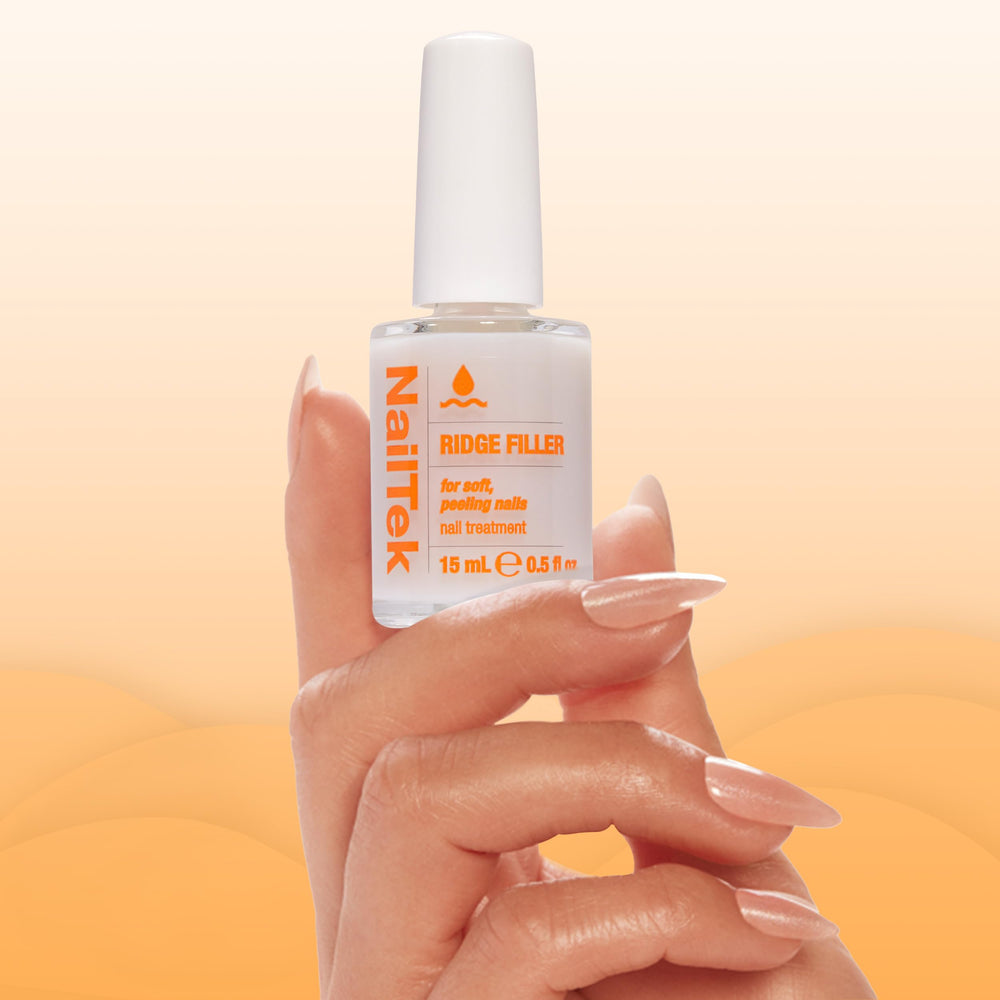 Mejora la adherencia del color con Nail Tek Ridge Filler Formula 2