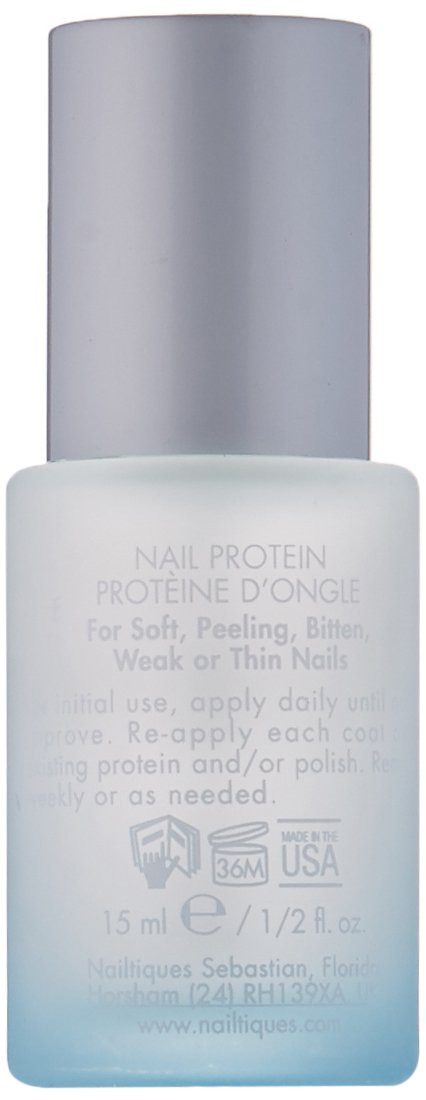 Nails before and after using Nailtiques Formula 2 show stronger tips.