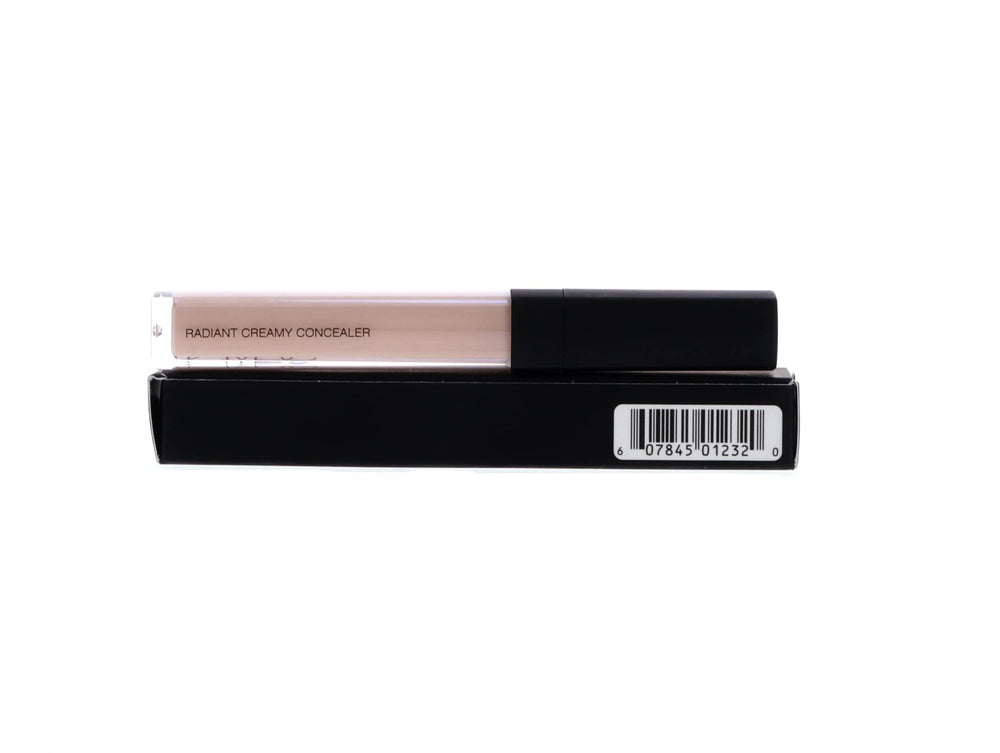 NARS Radiant Creamy Concealer Custard under-eye application brightens and smooths
