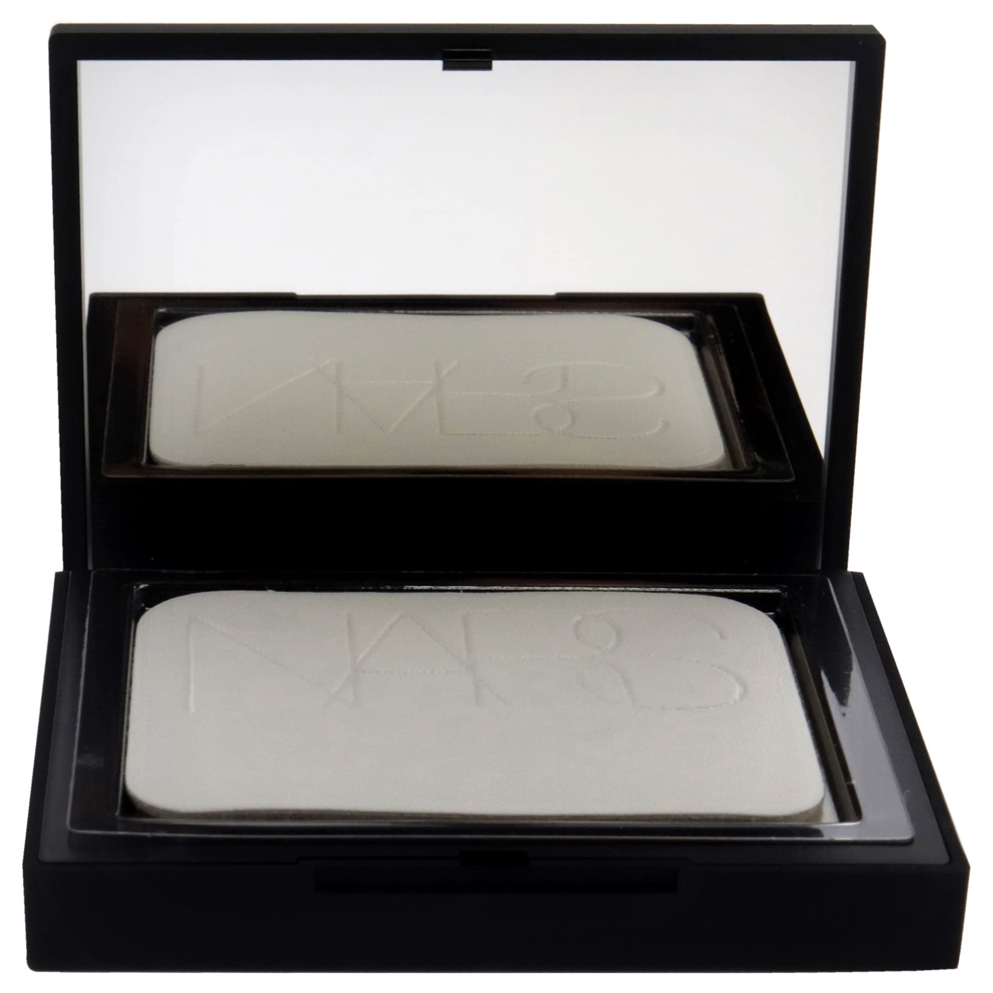 NARS Translucent Crystal powder swatch showing soft-focus glow and shine control.