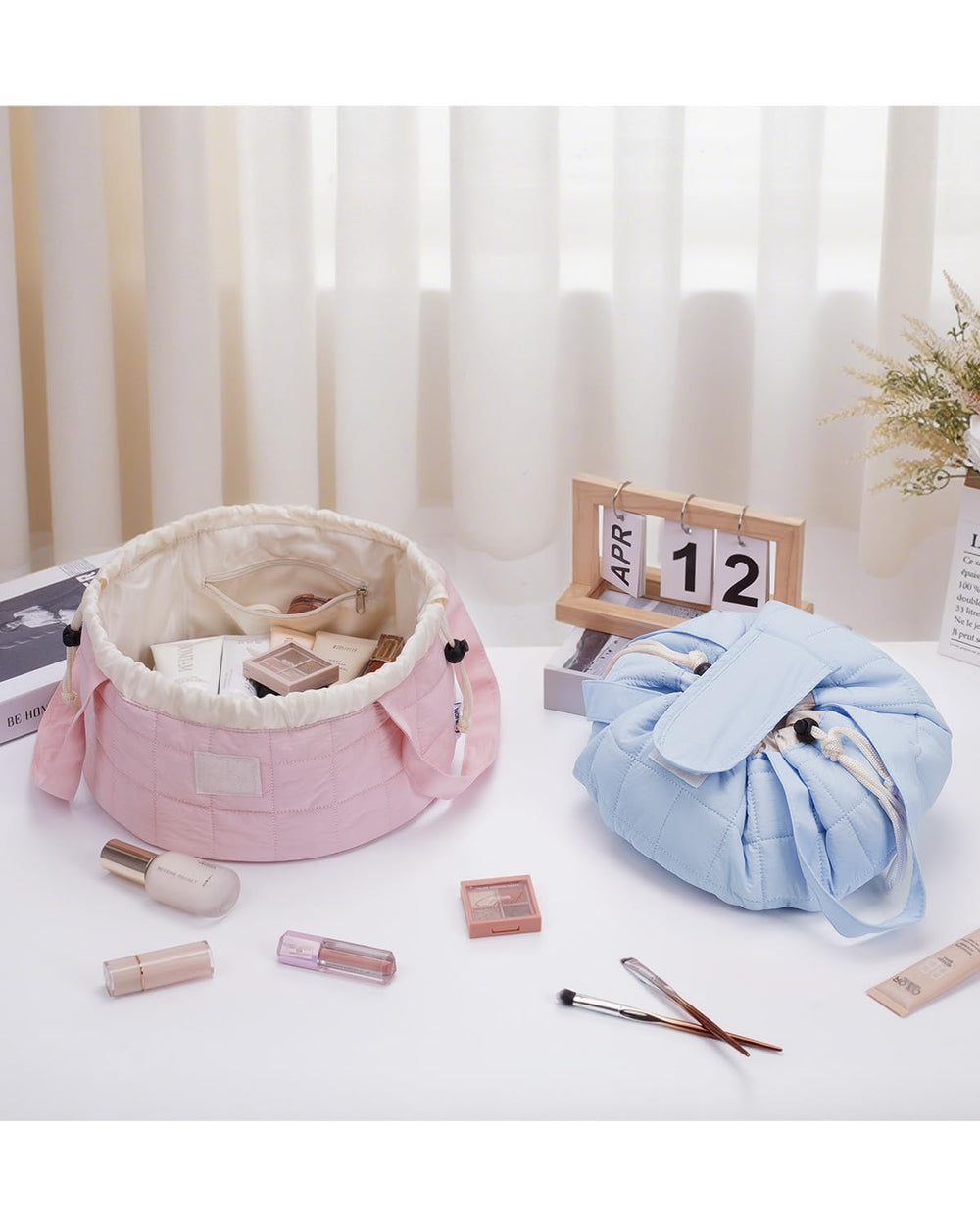 Narwey pink barrel-shaped bag keeps bulky items secure during travel.