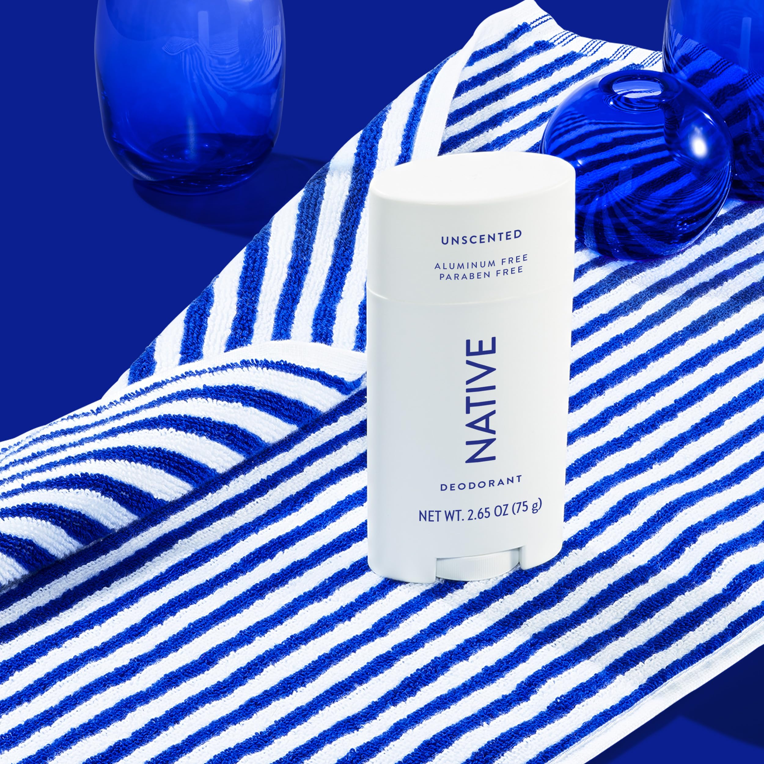 Native unscented coconut oil ingredient—nourishes underarms during workouts.