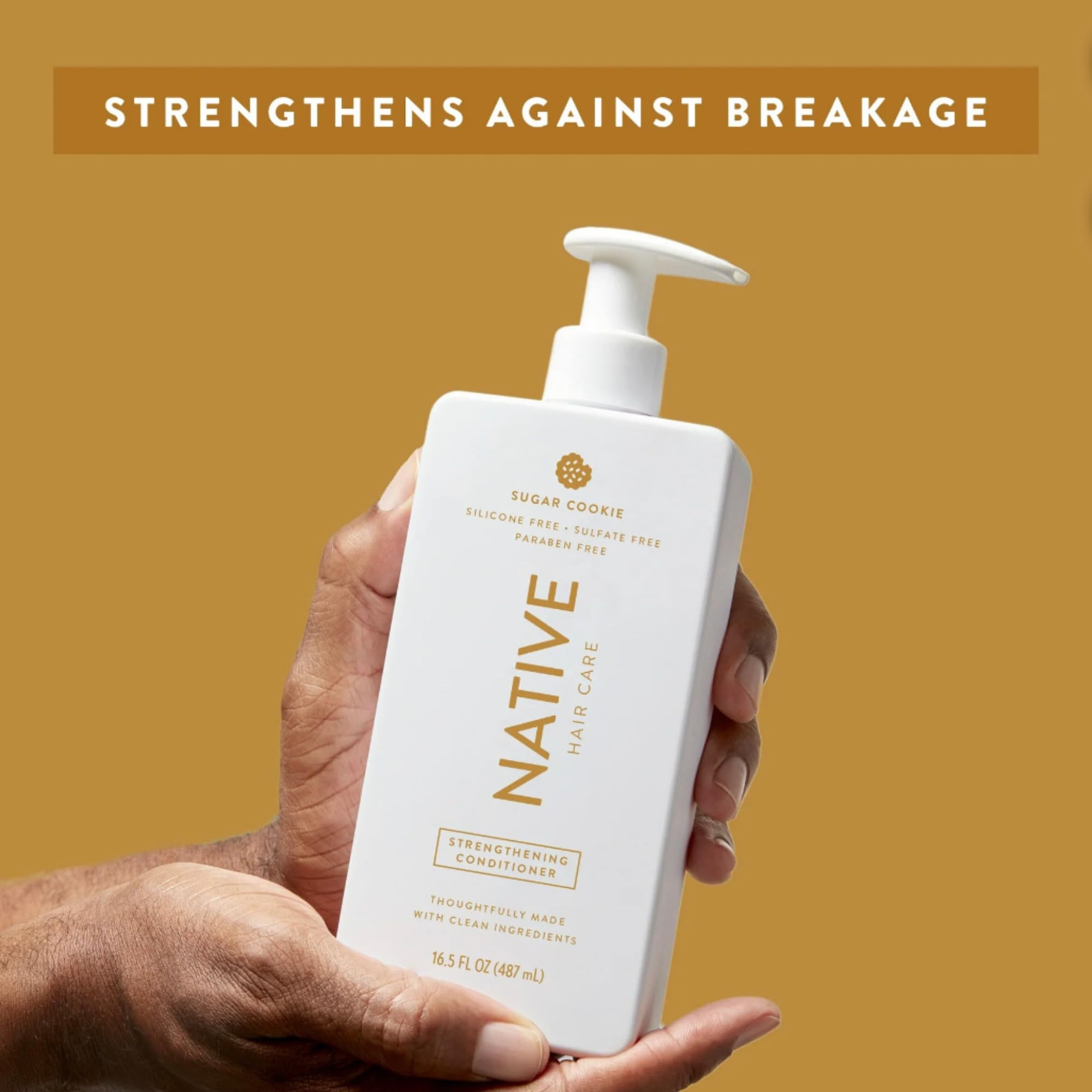 Native Sugar Cookie shampoo pump demonstrates easy daily washing.