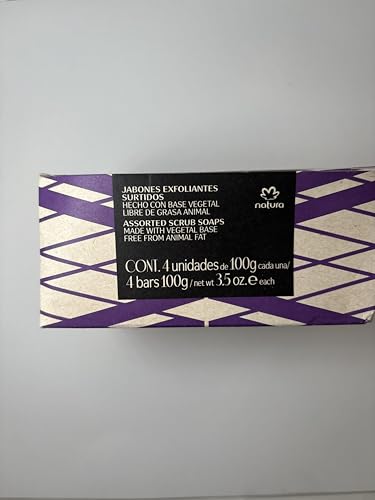 Natura Exfoliating Bar Soap Set Andiroba bar close-up highlights skin-friendly oils