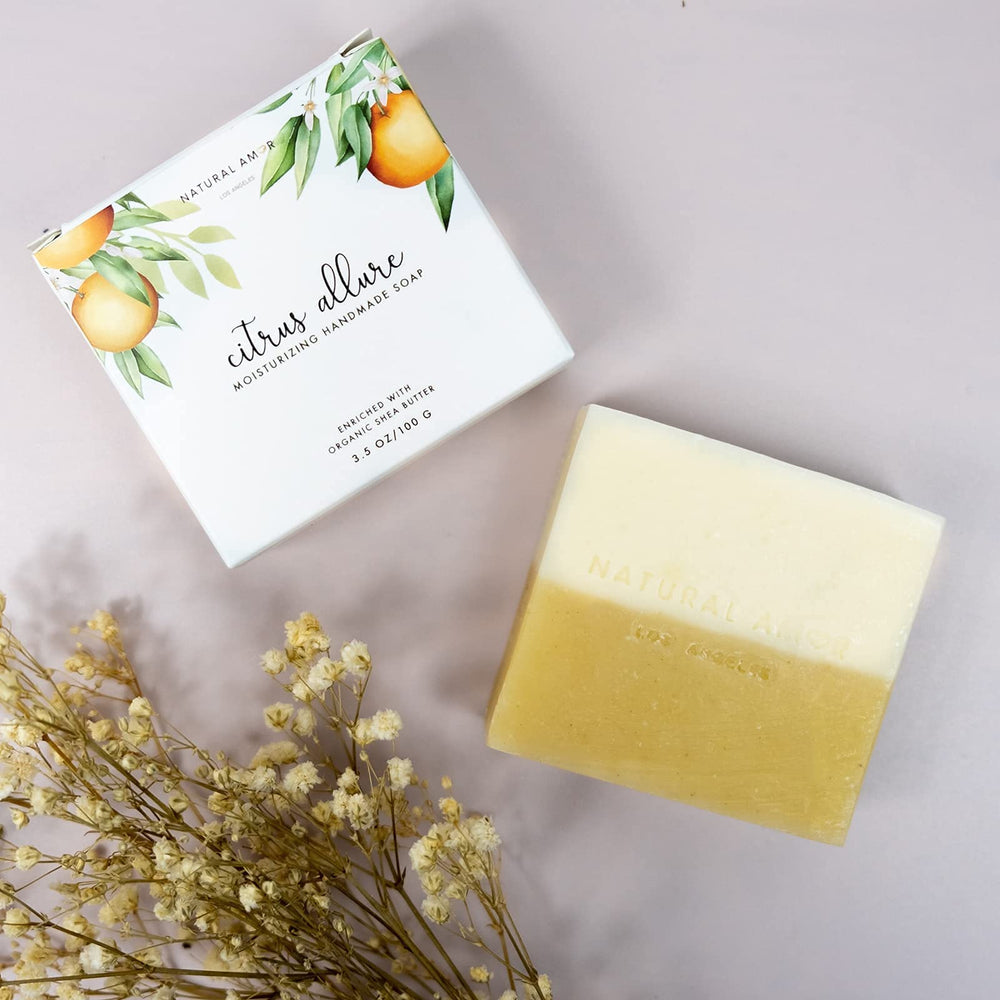 Natural Amor Los Angeles enriched with shea butter promotes rich moisture and smooth skin