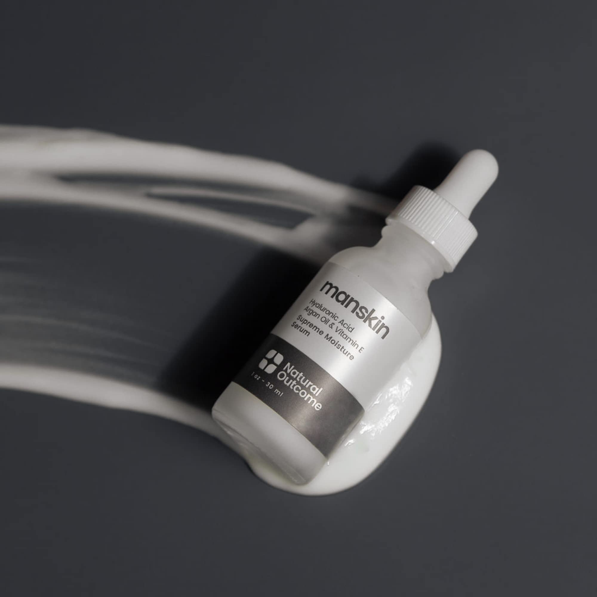 Natural Outcome Man Skin serum application demonstrates easy nightly routine for hydration