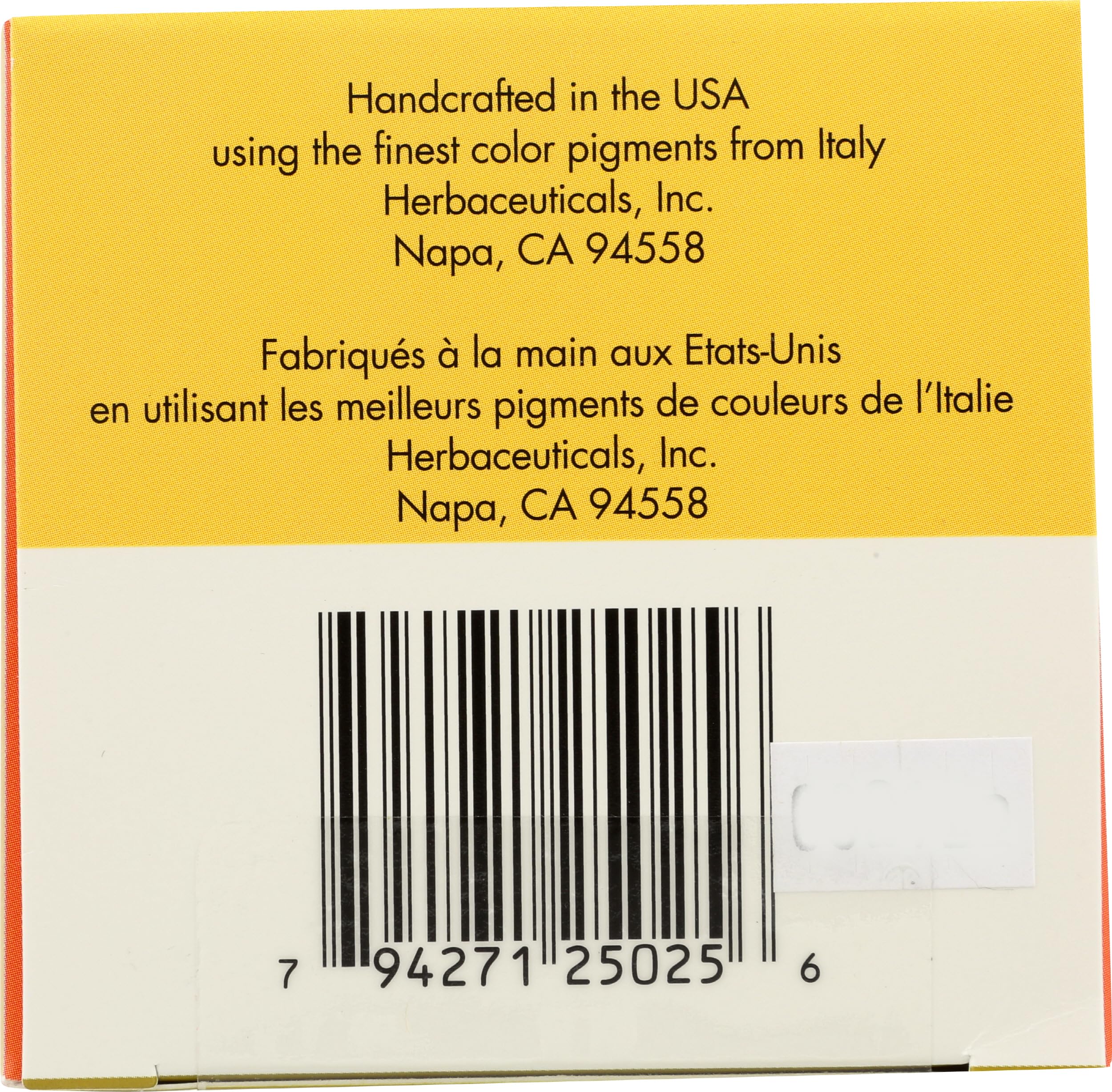 Naturcolor Chamomile Blonde hair result on mannequin shows warm, sun-kissed depth.