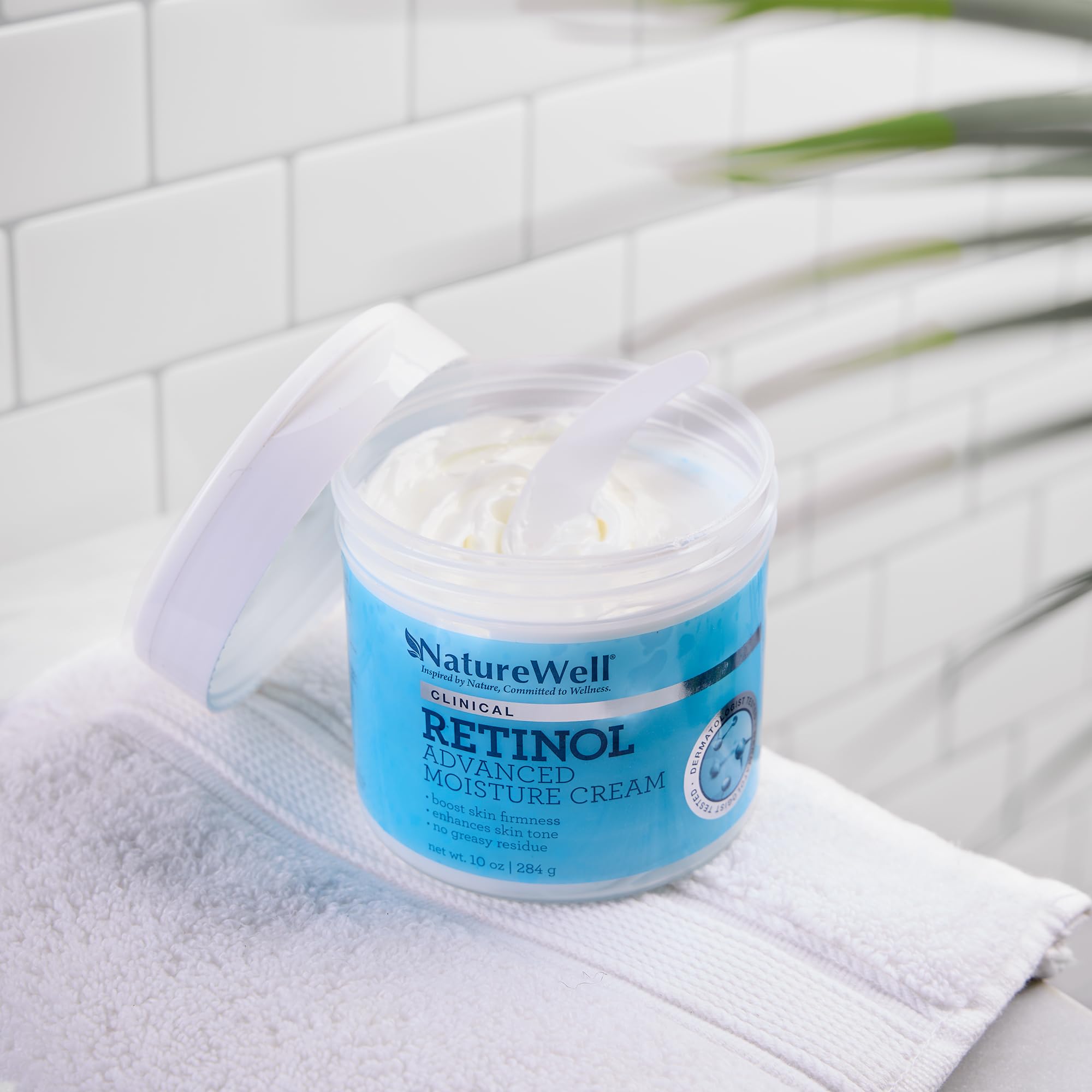 Nature Well Retinol Advanced Moisture Cream face-neck-decollete absorption shot highlights versatile facial and decollete use.