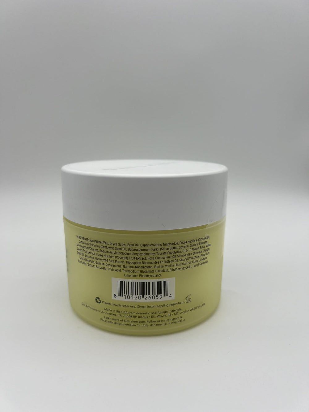 Naturium The Glow Getter texture close‑up demonstrates easy spread and absorption