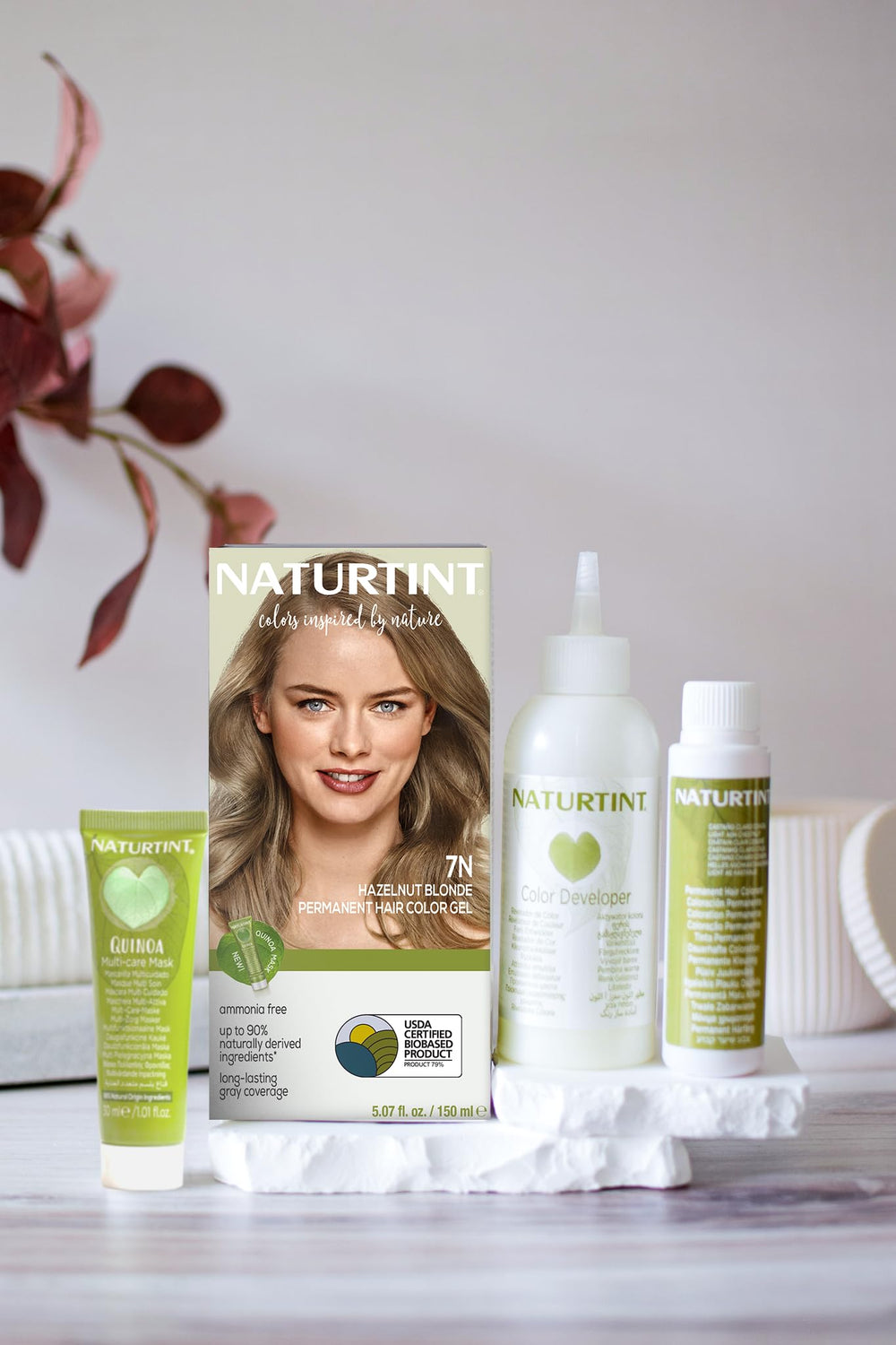 Naturtint 7N Hazelnut Blonde application tools ready for mess-free use