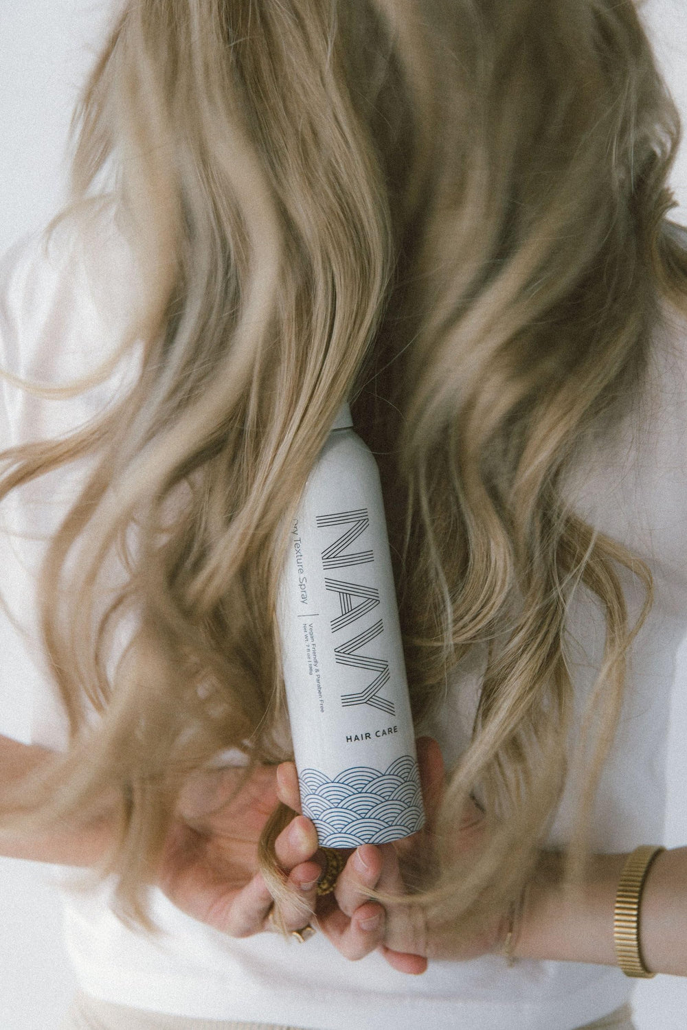 NAVY HAIR CARE Sunflower Seed Oil closeup highlights nourishing ingredient