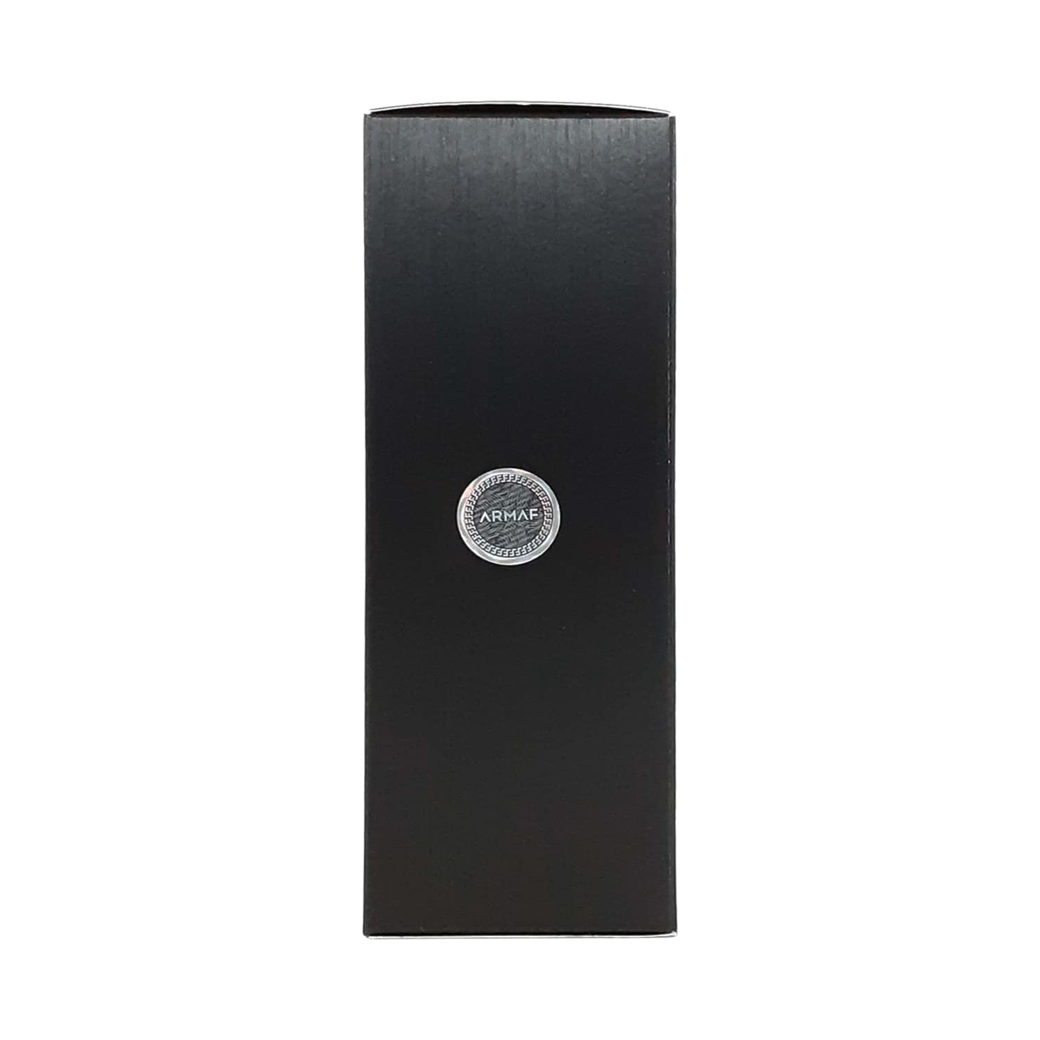 NC Armaf Club de Nuit Intense Man woody-spicy scene reflects versatility.