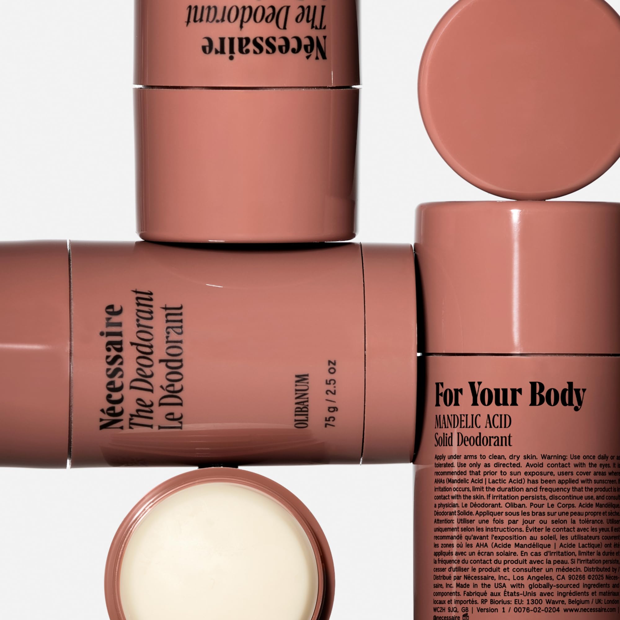 Nécessaire Deodorant Olibanum fragrance close-up reveals vanilla, fig leaf and cassis notes