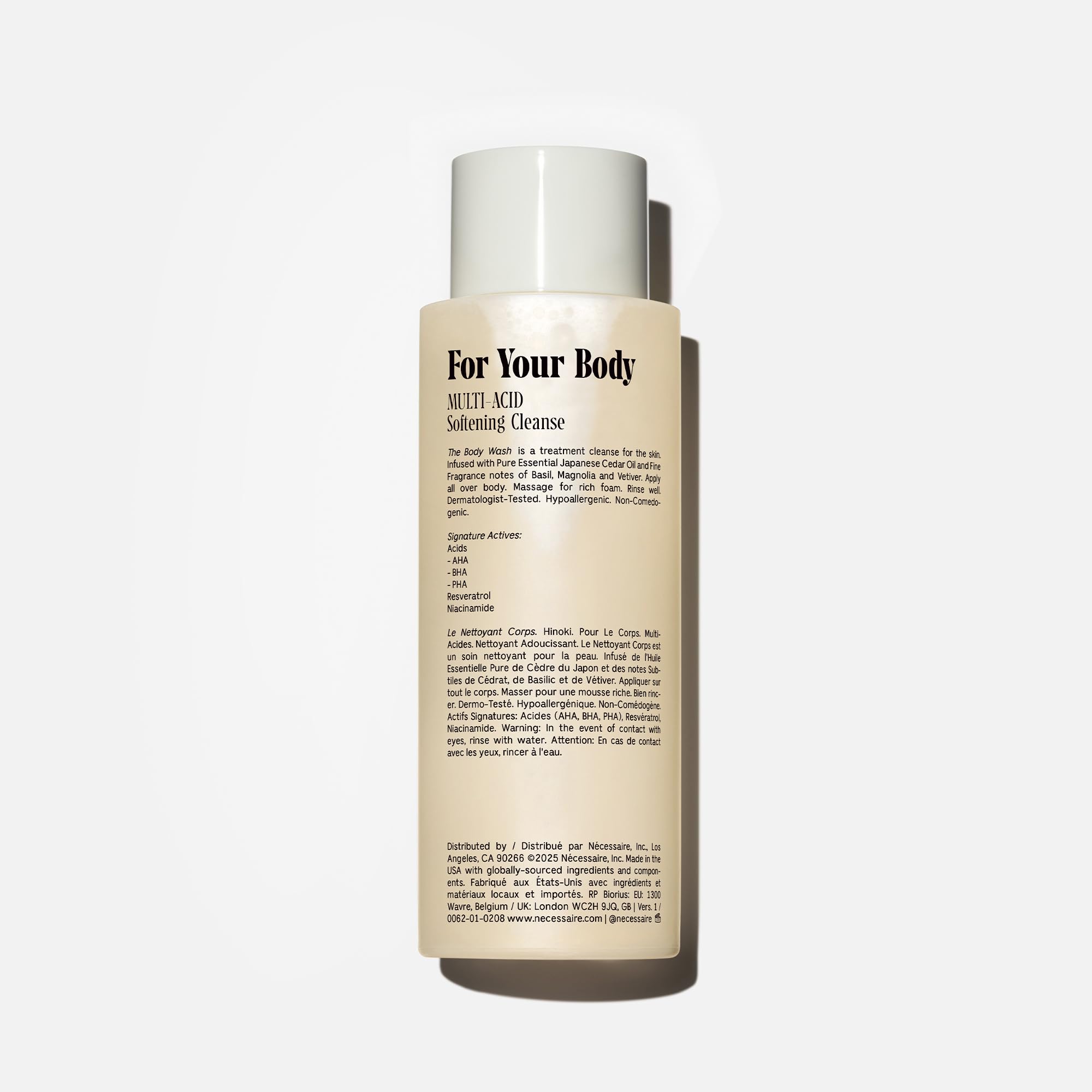 Nécessaire Hinoki foam lather demonstrates rich cleansing without drying the skin.