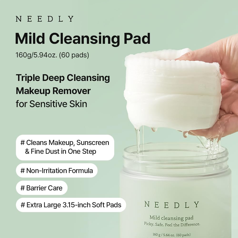 NEEDLY Mild Cleansing Pad makeup remover demonstrates effortless removal of makeup without irritation