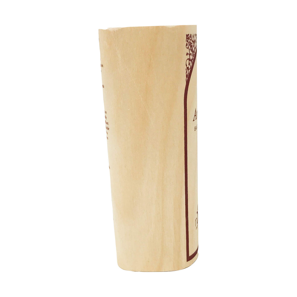 Nemat Amber application on pulse points enables diffuse, lasting aroma.