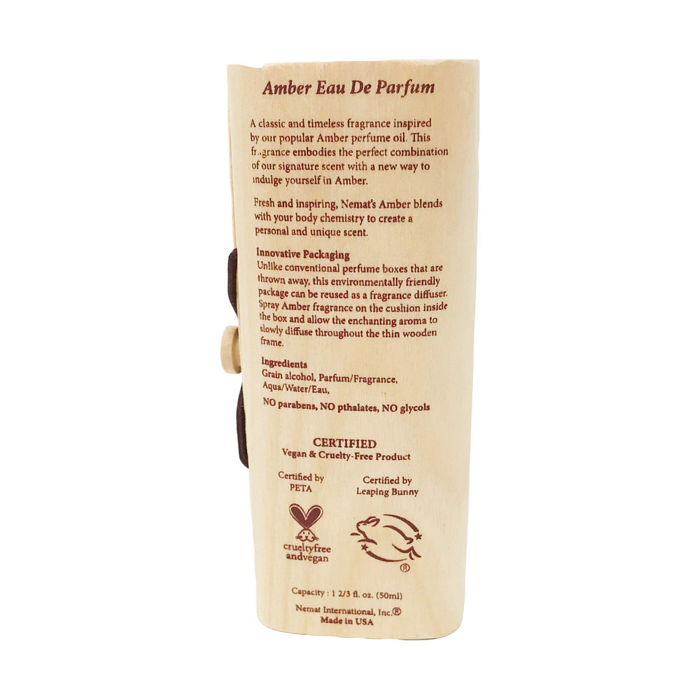 Nemat Amber spray mist demonstrates even distribution for consistent diffusion.