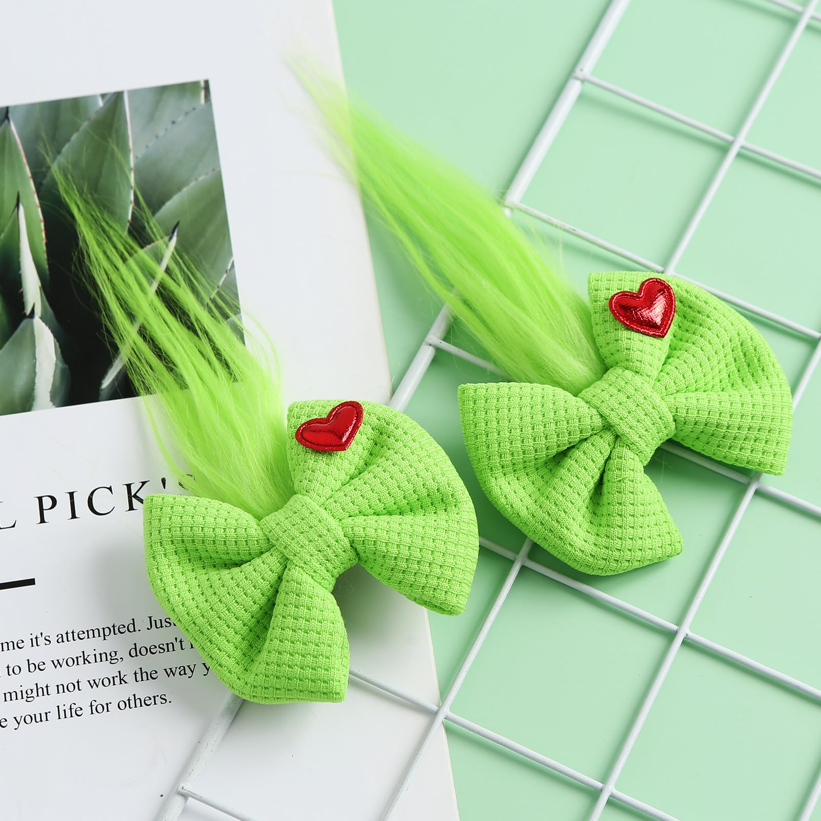Neujiwo red heart decorated bow on clip for cute holiday look