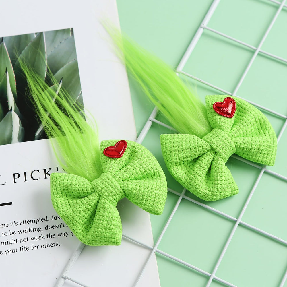 Neujiwo red heart decorated bow on clip for cute holiday look