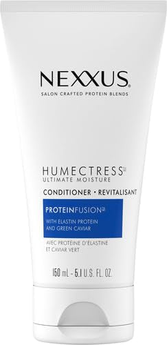 Nexxus Humectress: textura cremosa aplicada sobre pelo mojado para suavidad.