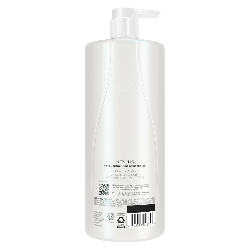 Nexxus ProteinFusion elastin minerals close-up for strengthened, nourished hair