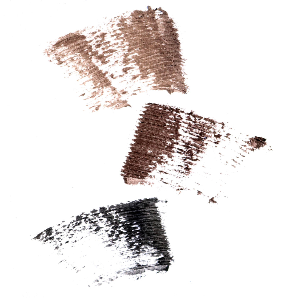 NINETEEN NINETY NINE 19/99 slim wand coating delivers full lash separation and definition.