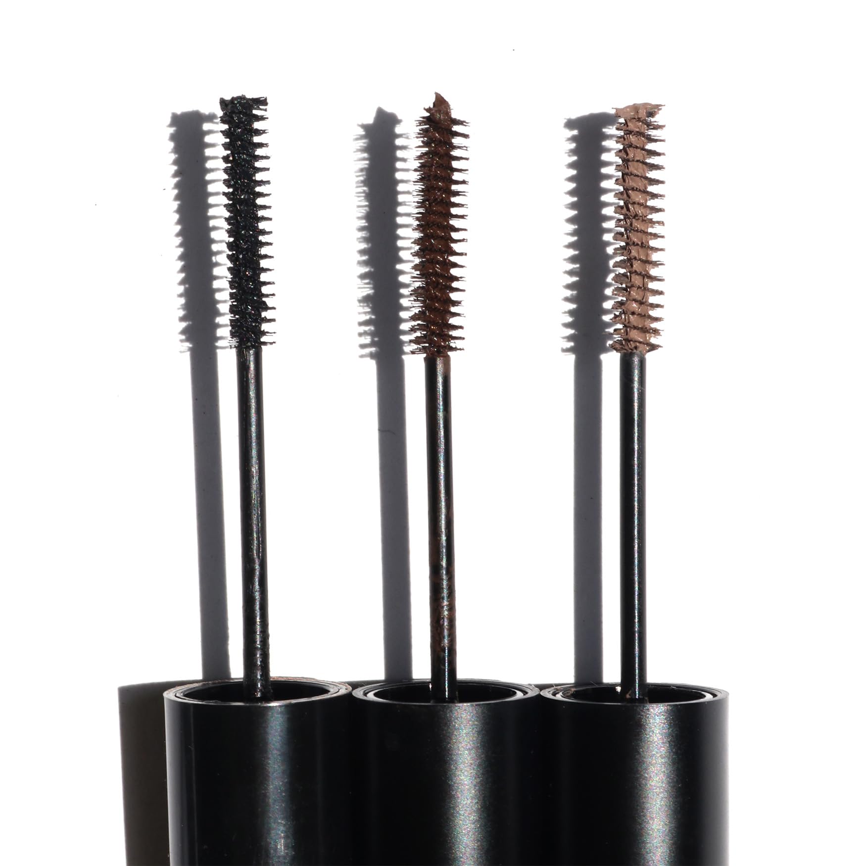 NINETEEN NINETY NINE 19/99 mascara tube image highlights clean, travel-friendly packaging.