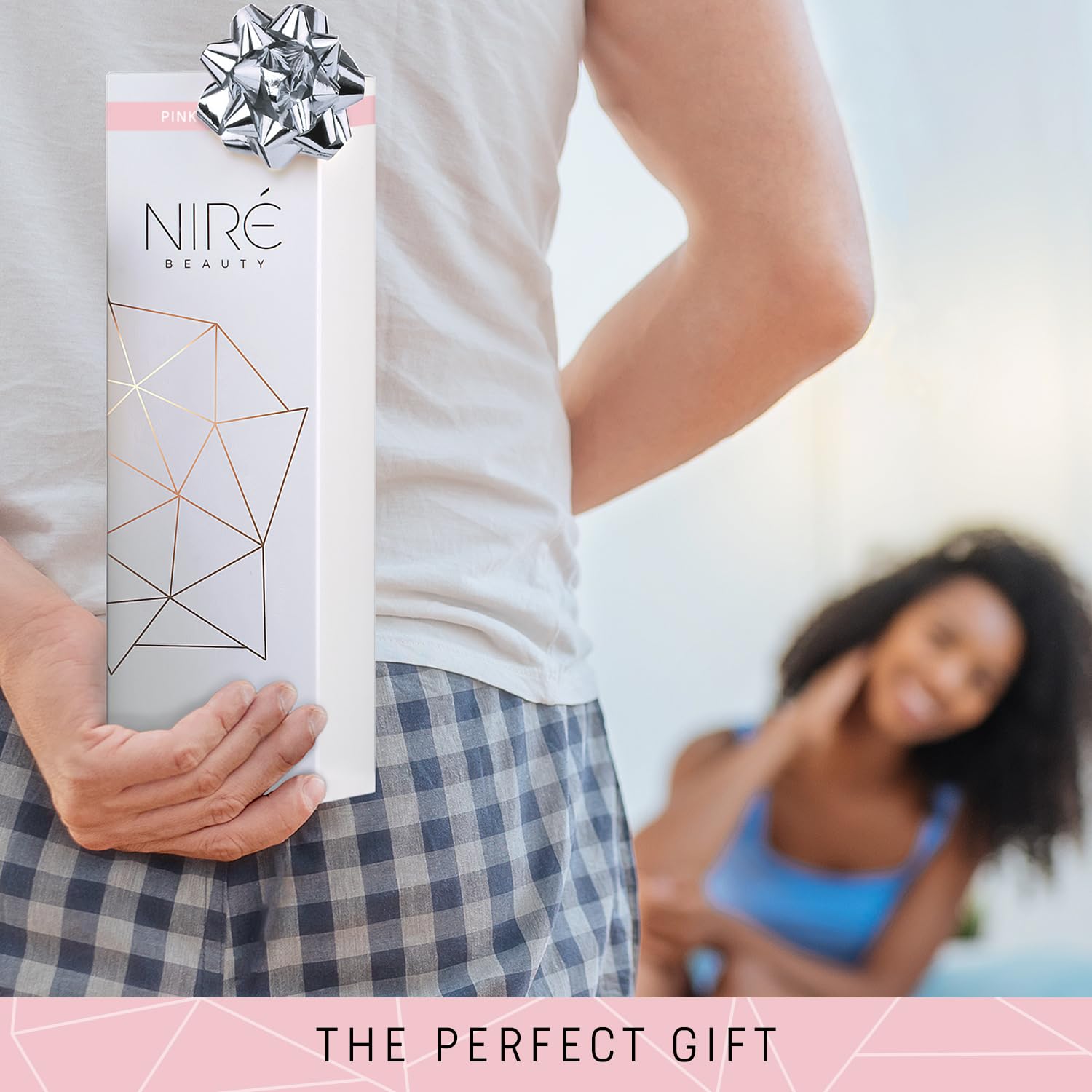 Niré Beauty application guide image highlights pro tips for confident makeup application.