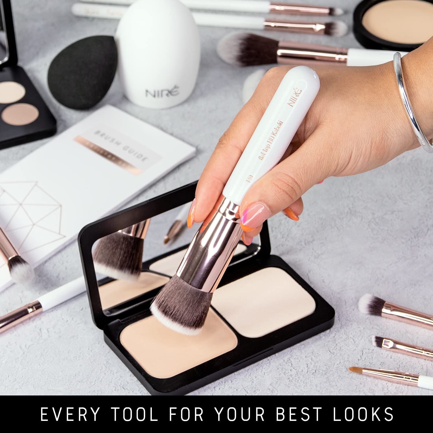 Niré Beauty White case open tray highlights organized storage and easy access.