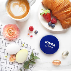 NIVEA Creme 200ml pack of 3 outer box for family skincare