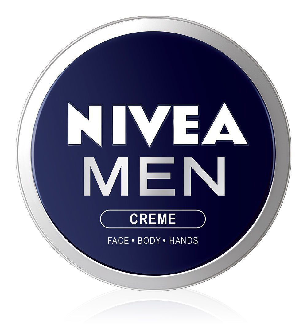 Aplicación suave de NIVEA MEN crema en manos para hidratación diaria