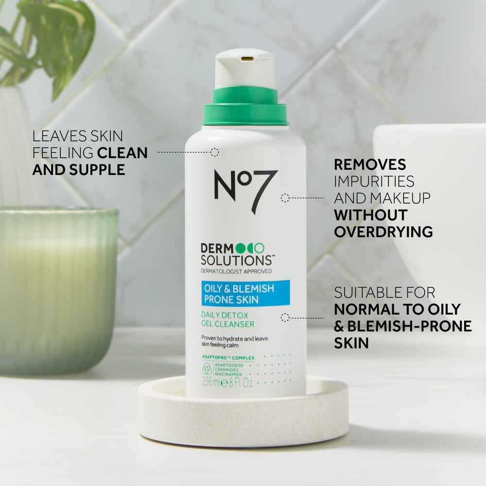 No7 foam in hand demonstrating rich foam for gentle cleansing and comfort