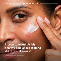 No7 serum texture close-up illustrating lightweight absorption and glow