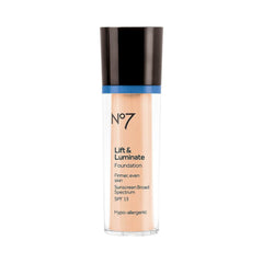 No7 front packaging showing bottle and shade detail, clear product identification and shelf-ready look