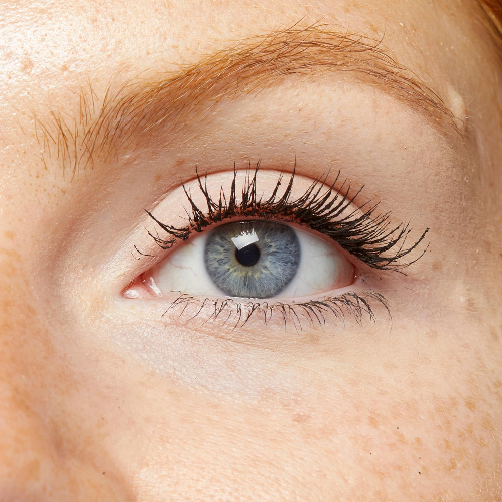 No7 The Full 360 Mascara smudge-free wear image suggesting long-day definition.