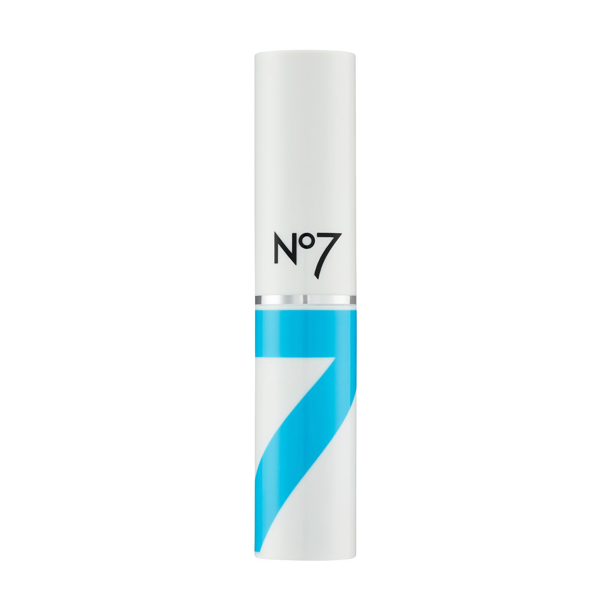 No7 next to a coin showing size for travel-friendly convenience