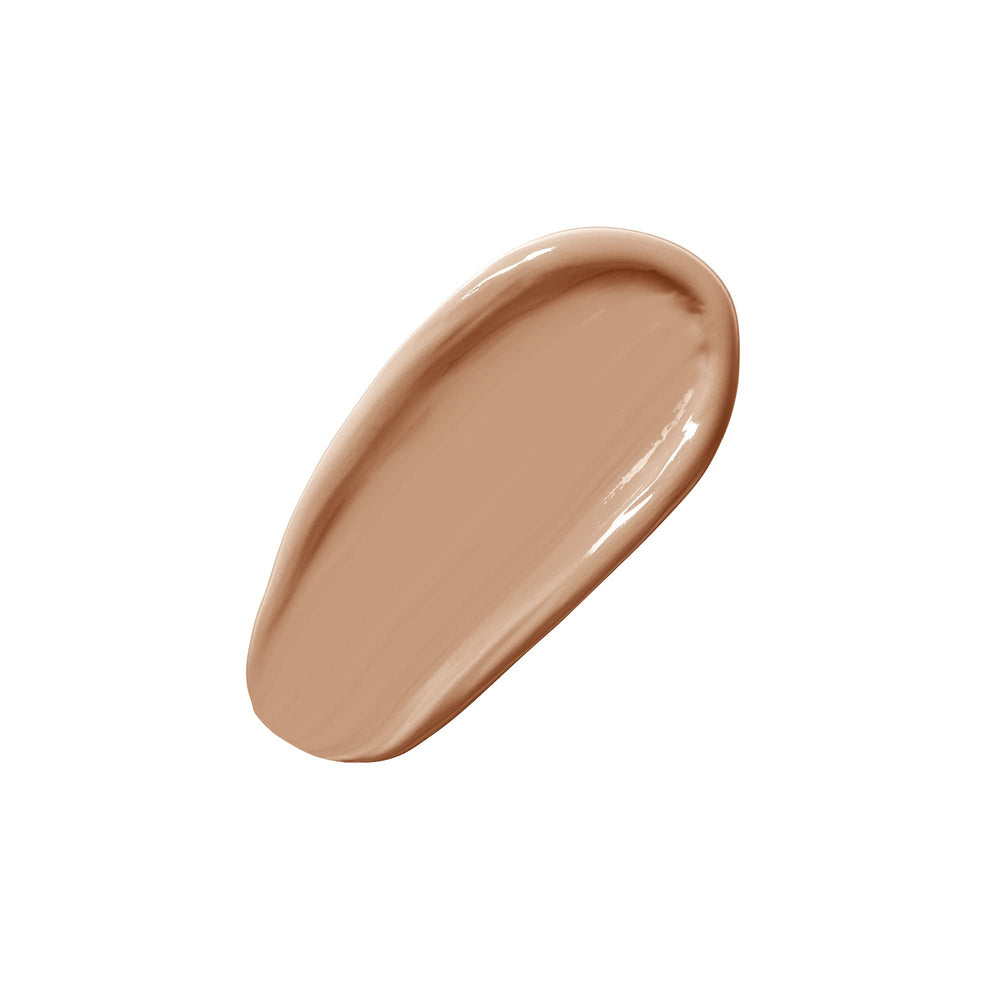 No7 Lift & Luminate under-eye application for brightening and smooth finish