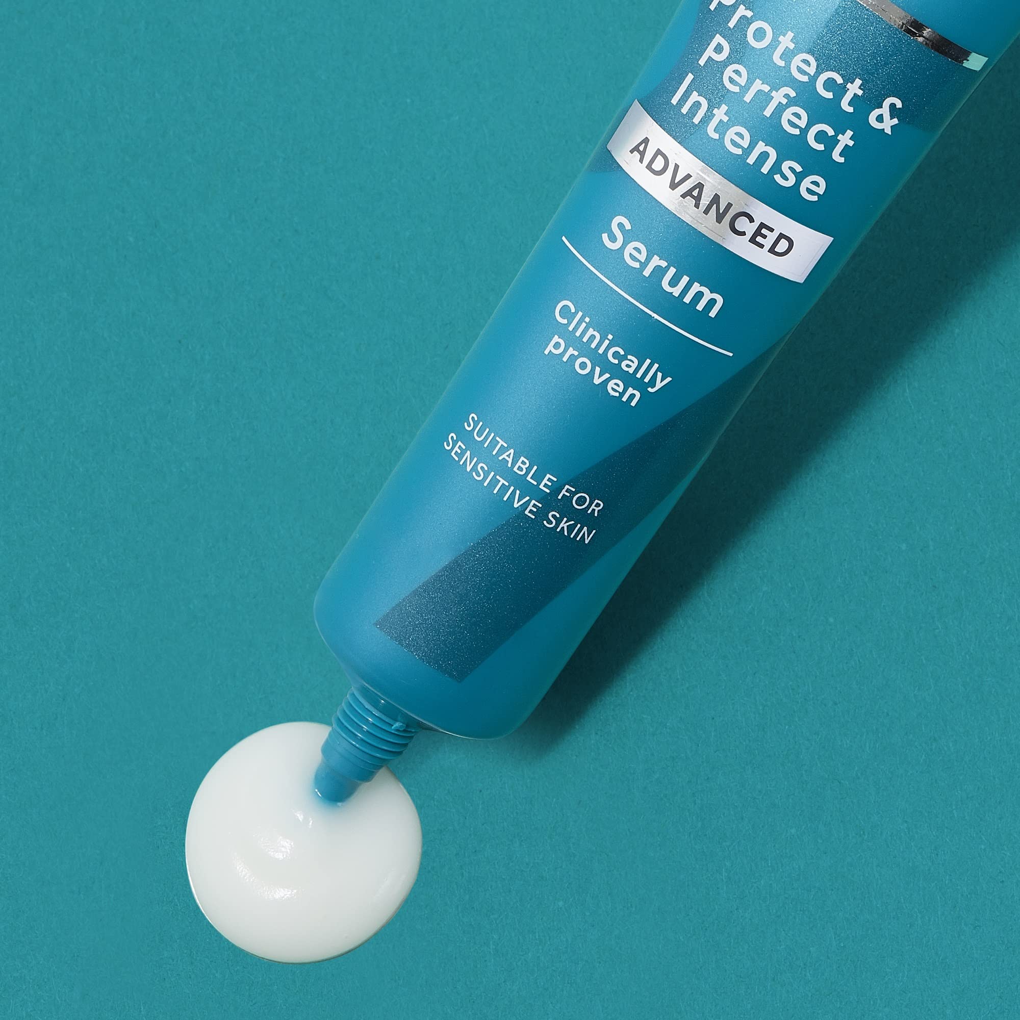 No7 serum texture close-up showing lightweight consistency for fast absorption