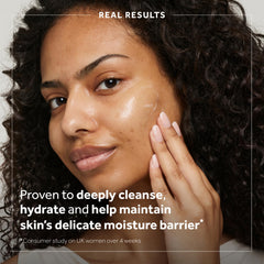 no7 gel-to-foam texture close-up showing gentle lathering action